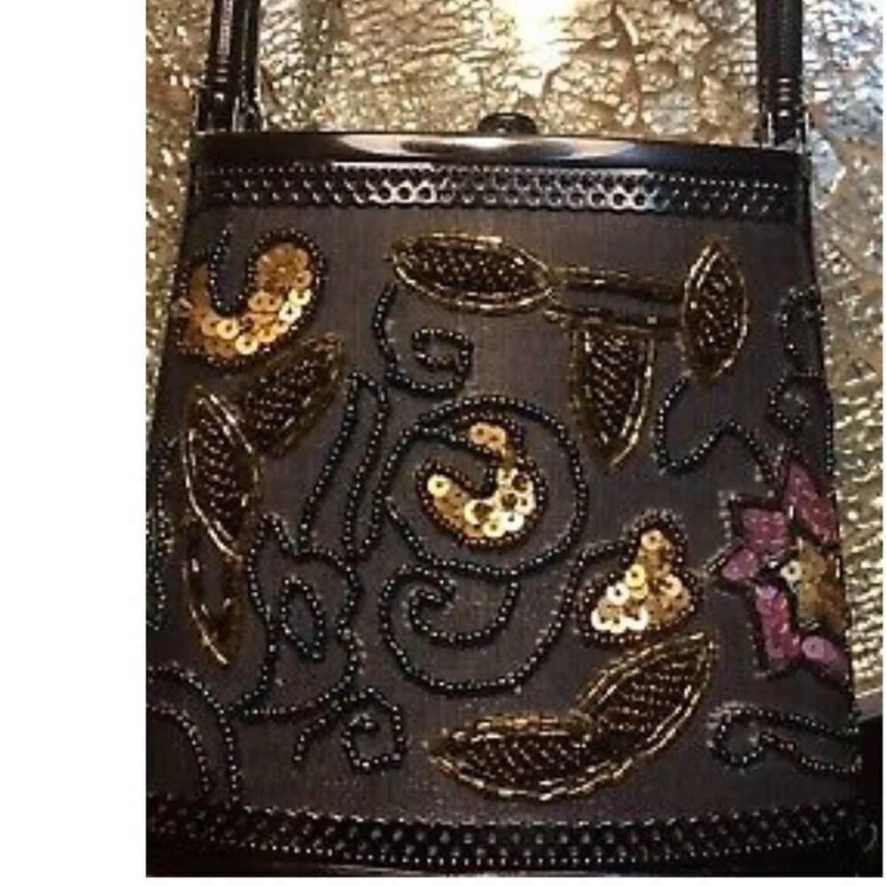 Grey Beaded, Sequin Clutch Hand Bag w Metal Handle. Unique